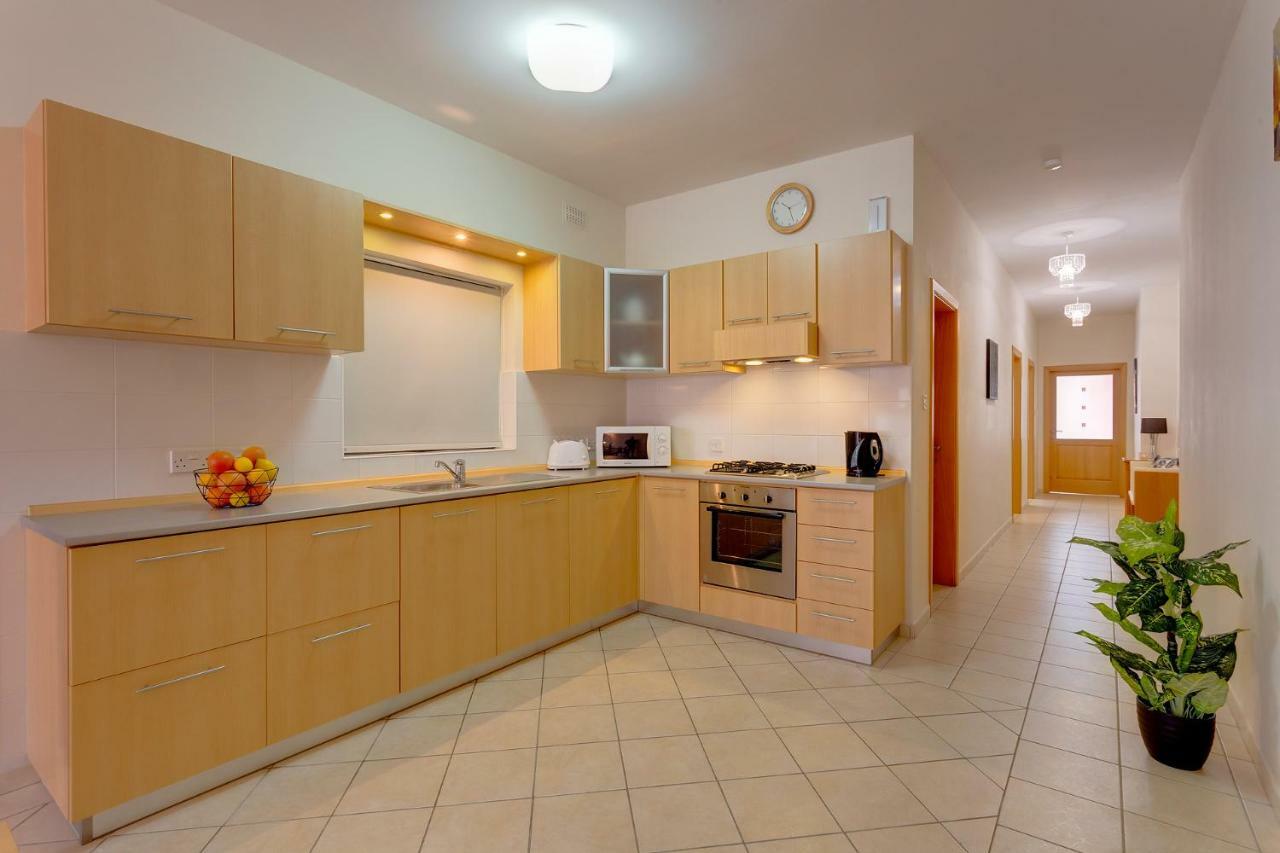 Spacious, Top Location Sliema Apartment Экстерьер фото