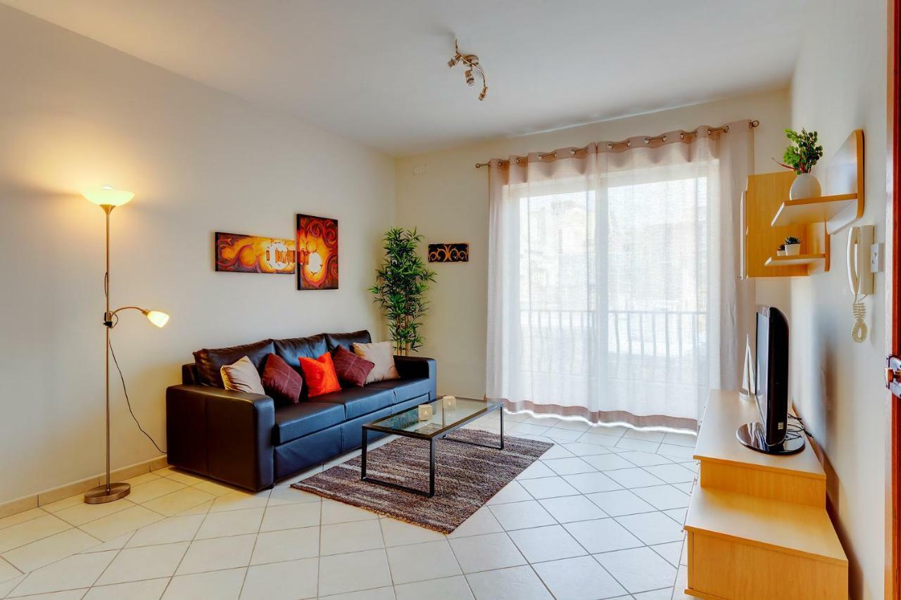 Spacious, Top Location Sliema Apartment Экстерьер фото